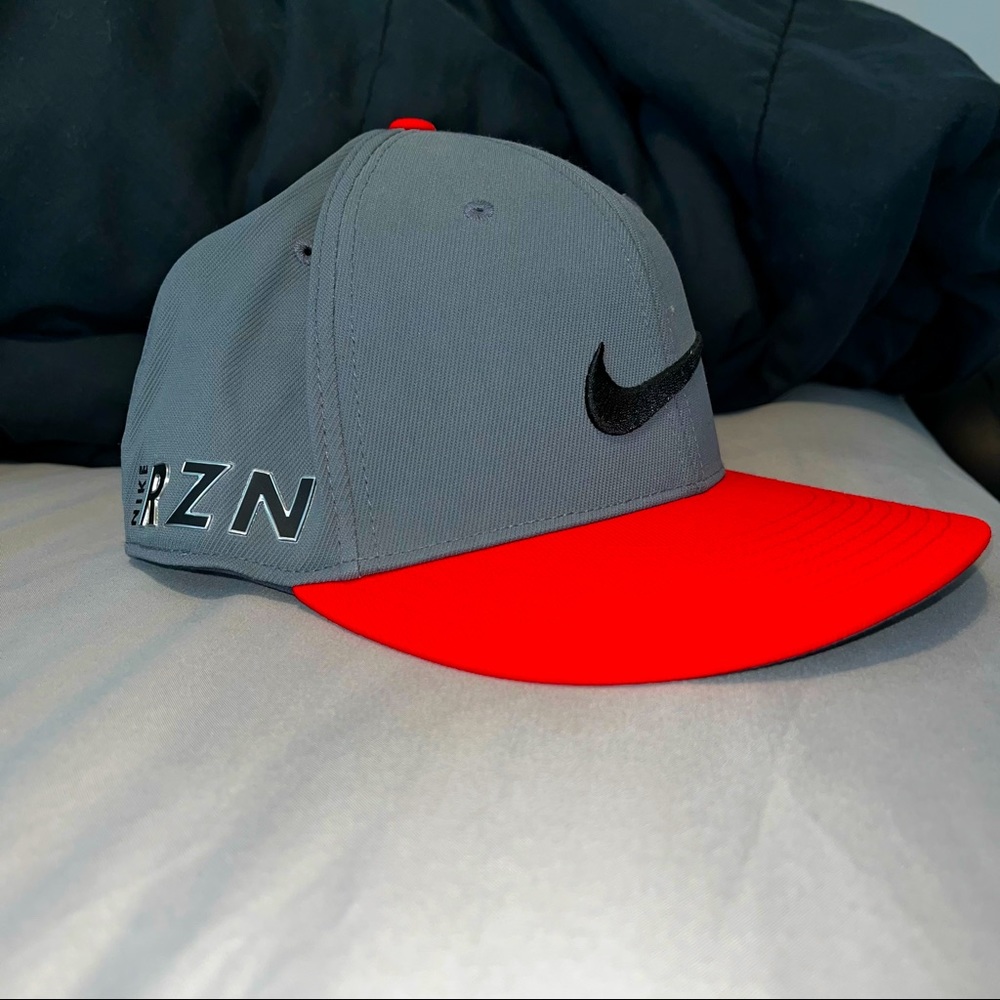 Nike RZN Golf Hat